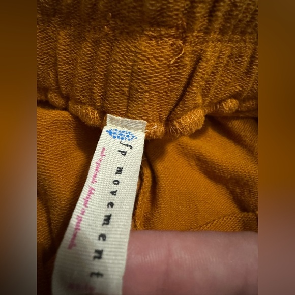 Free People Movement Sunny Skinny Sweatpant Jogger in Gold High Rise - Picture 5 of 7